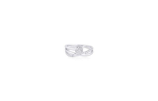 The Entwined Solitaire Ring